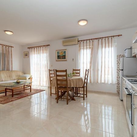 Apartman Dildo Trogir Exterior foto