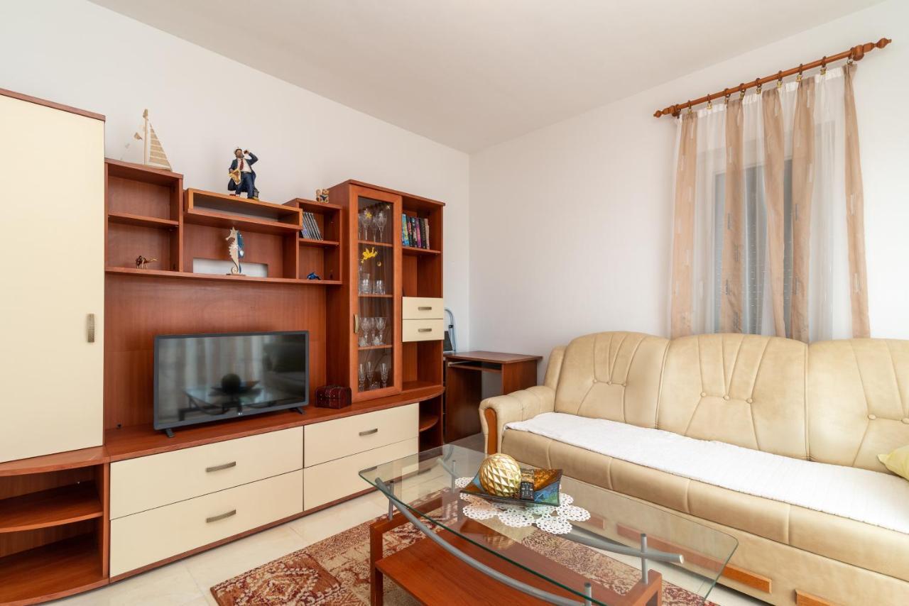 Apartman Dildo Trogir Exterior foto