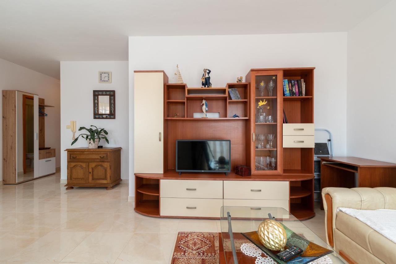 Apartman Dildo Trogir Exterior foto