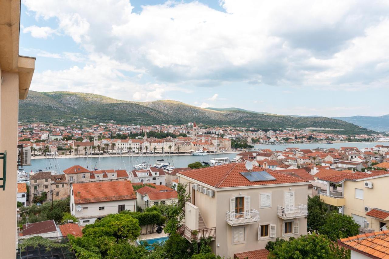 Apartman Dildo Trogir Exterior foto